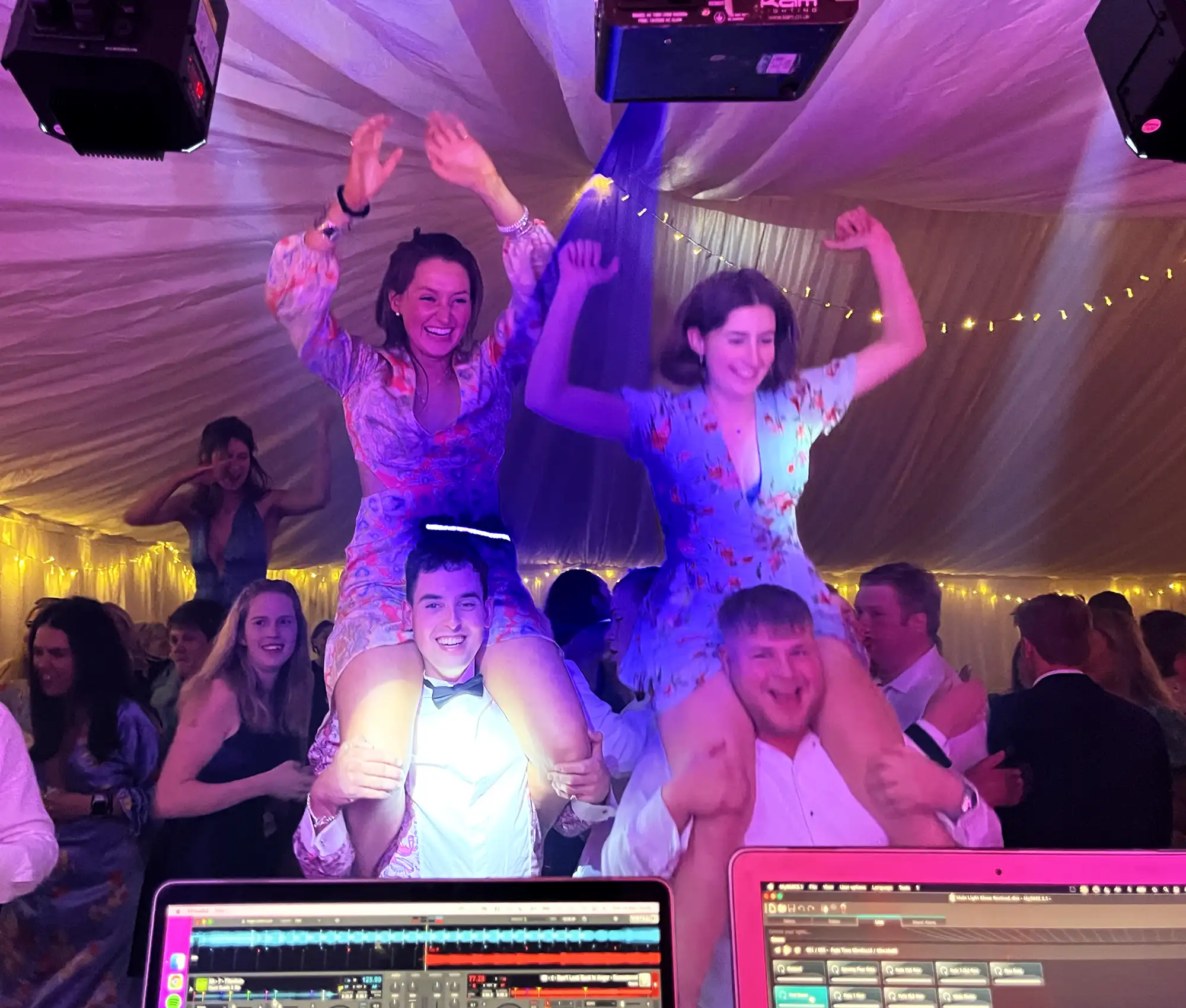 How To Choose The Right DJ For Your 21st Birthday Party