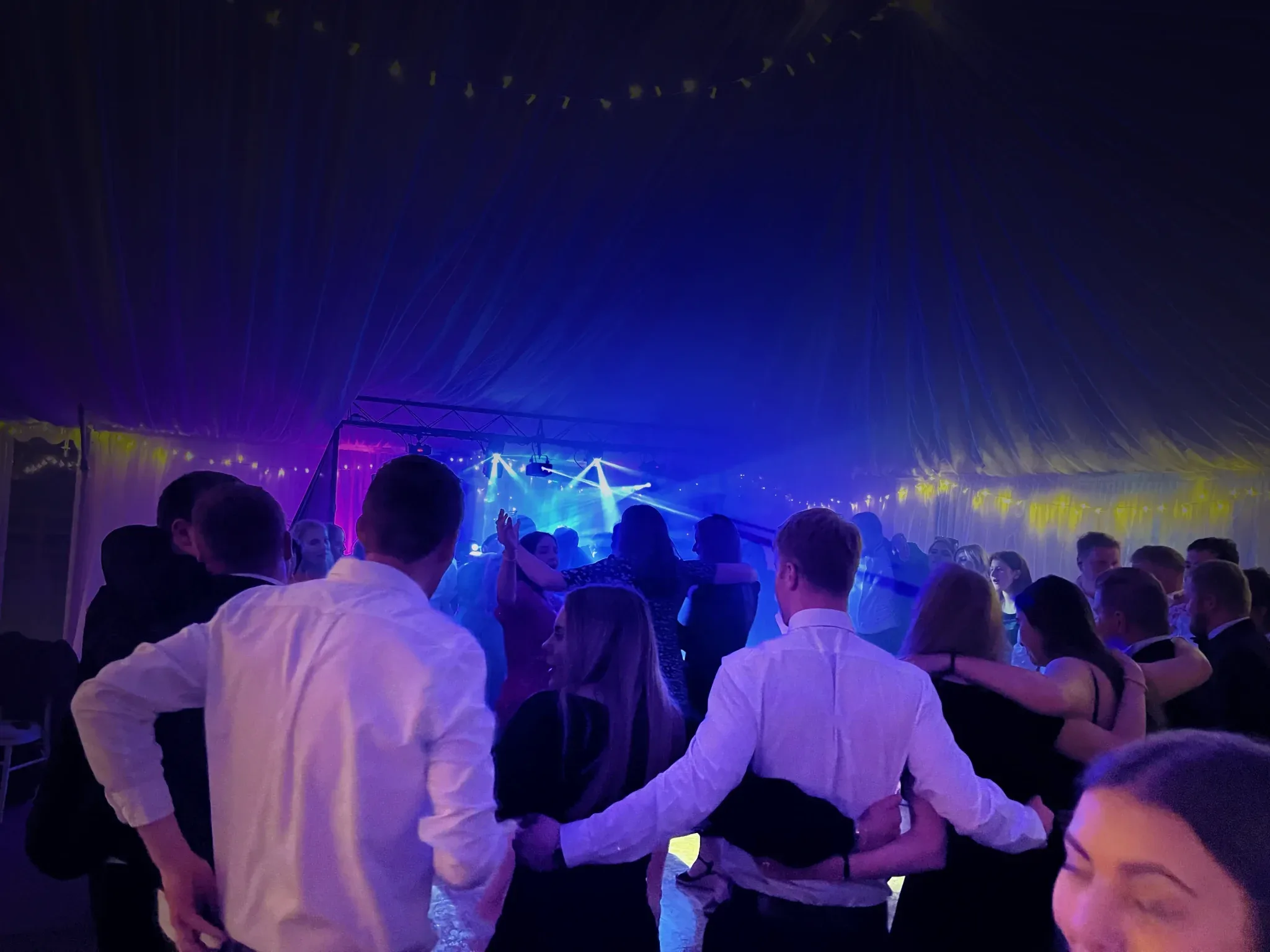 The 5 Essential Qualities To Look For When Booking Your Wedding DJ